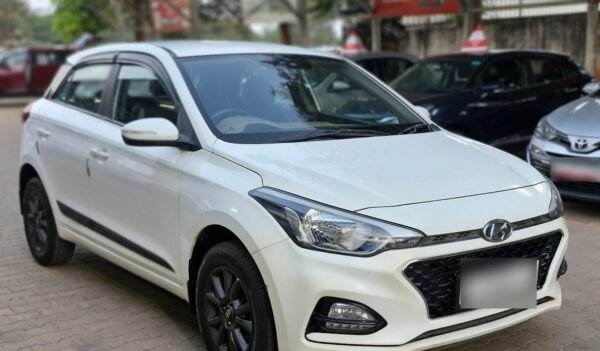 HYUNDAI I20 SPORTZ 1.2 - Image 4